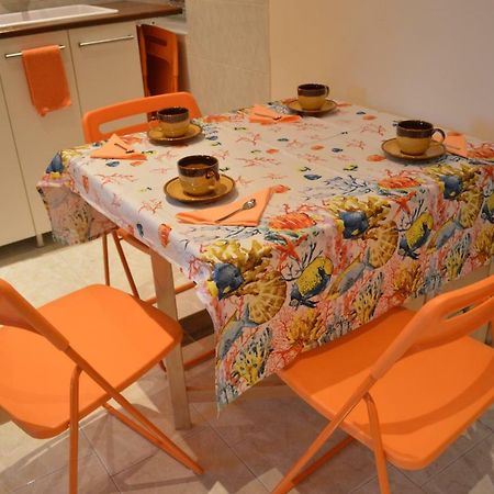 Casa Vacanze All'Angolo Terst Exteriér fotografie